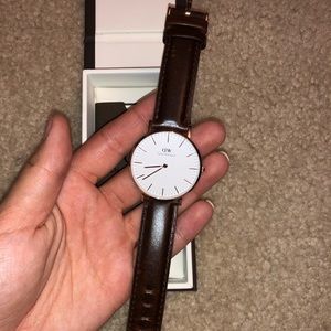 Daniel Wellington brown watch